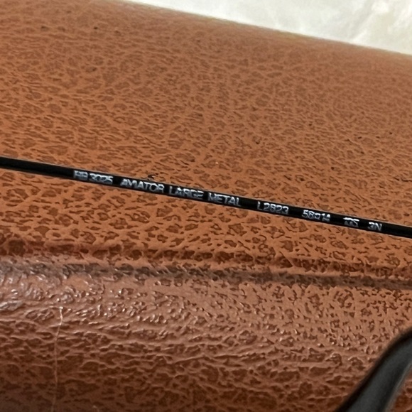 ‼️SOLD‼️Ray-Ban Black Aviator Sunglasses - Picture 9 of 14